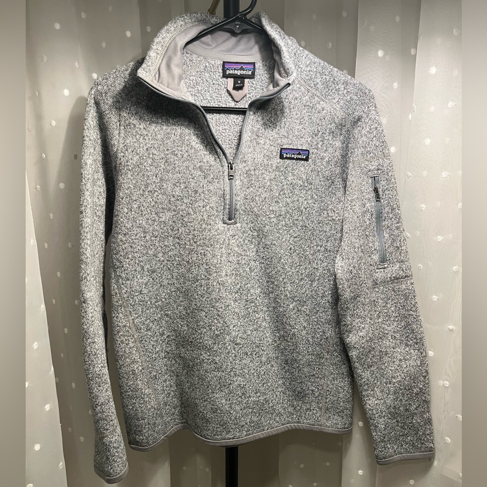 Patagonia Heathered Gray Fleece Pullover